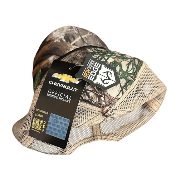 NWT Chevrolet Chevy Camouflage Snap Back Baseball Cap - Mesh Back Trucker Hat - Picture 5 of 10